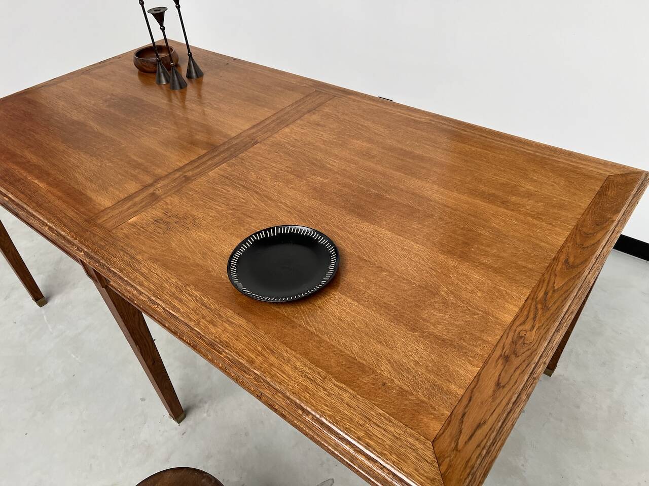 Small old oak farm table with 6 legs