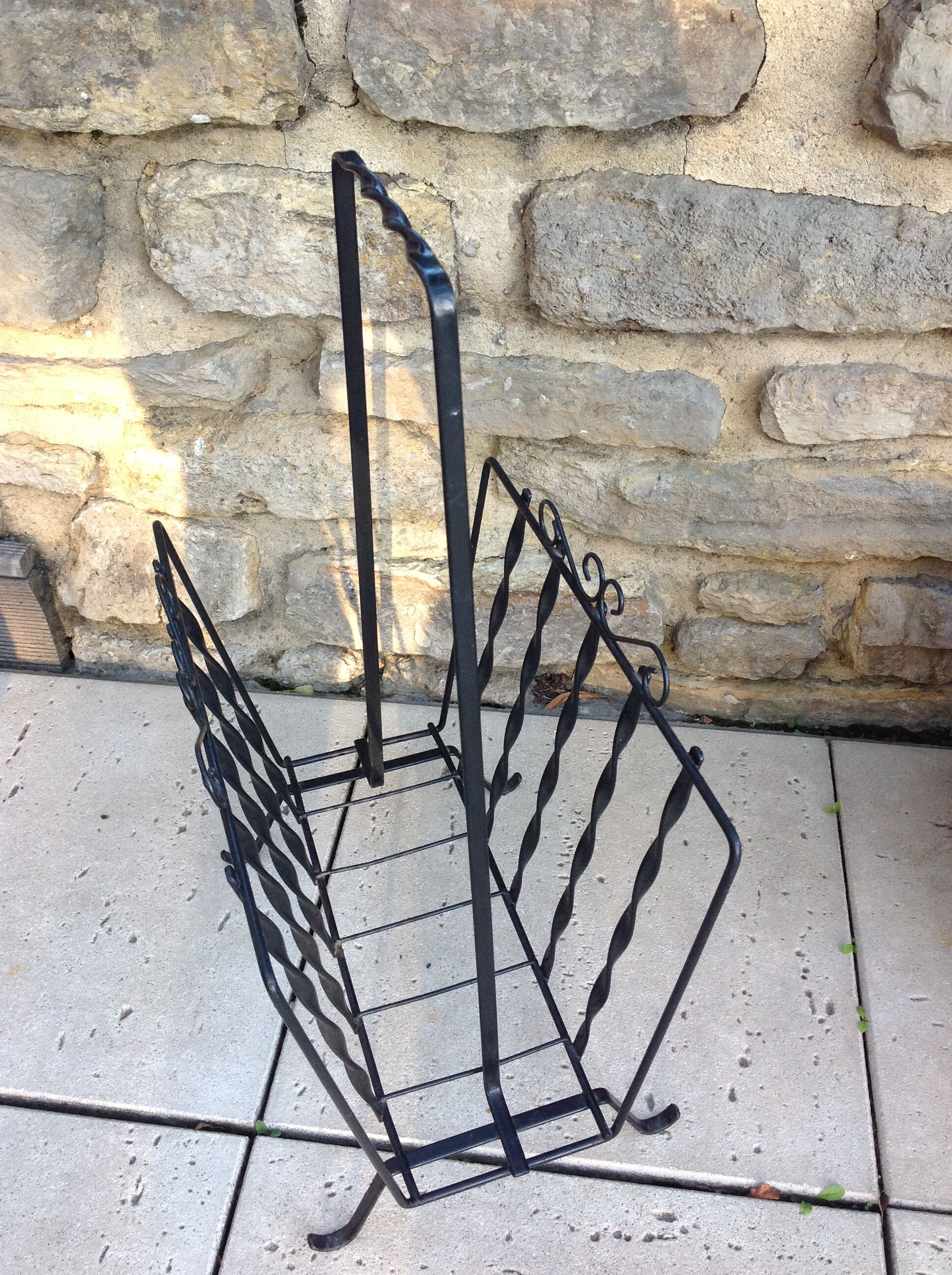 Black metal magazine holder