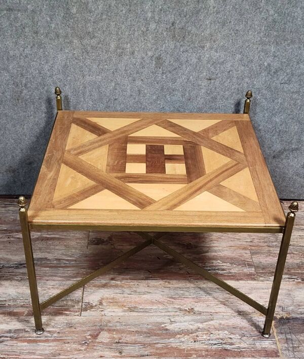 D'après René Trotel : Table basse d’Aremberg vers 1980