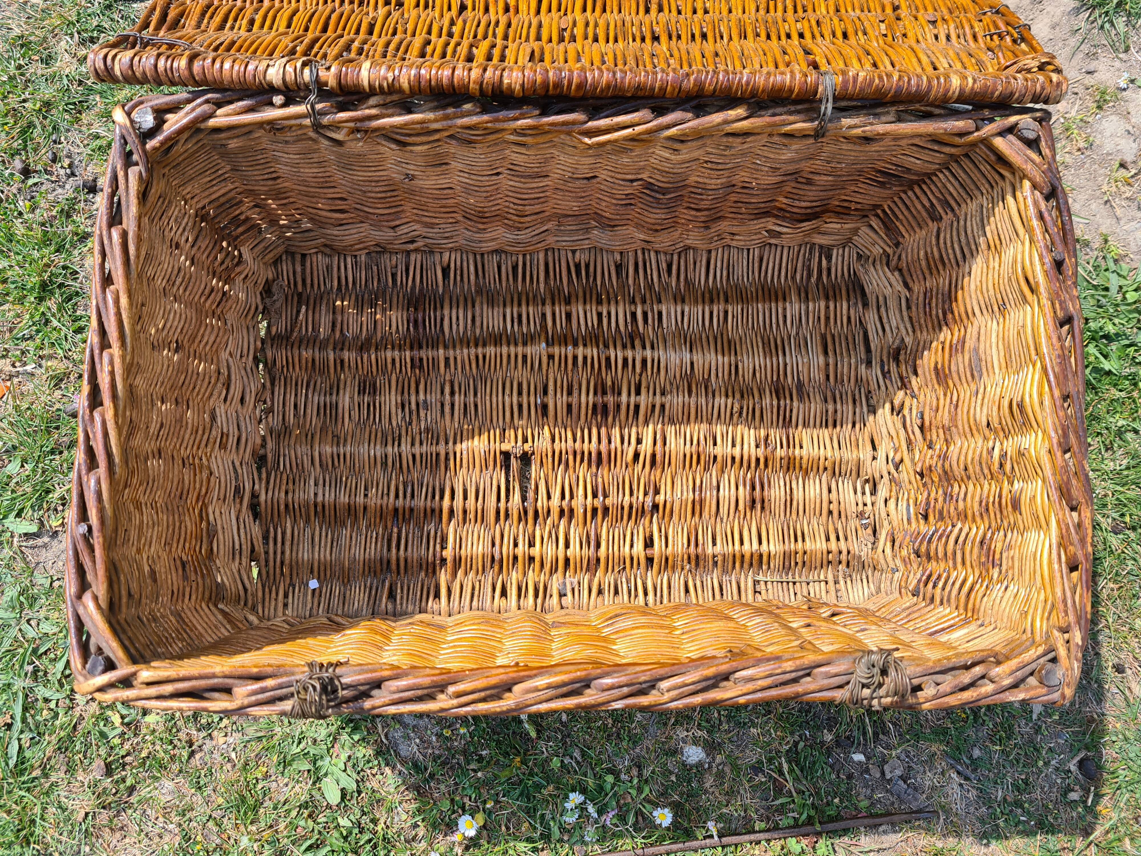 Wicker basket
