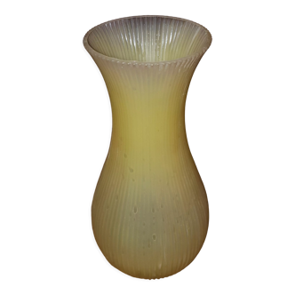 Yellow vase vintage