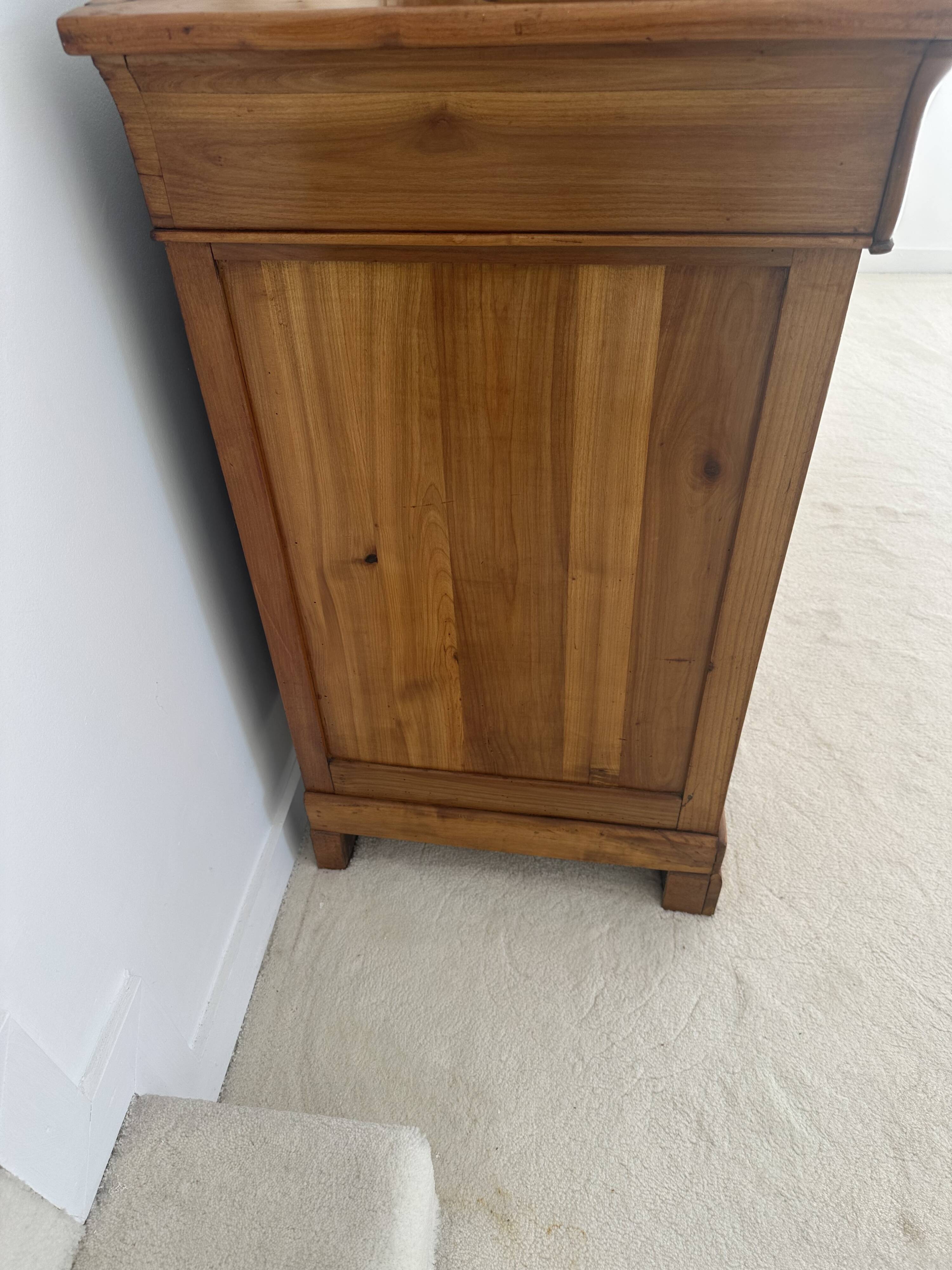 Louis-Philippe commode in cherry wood – 19th century – restored