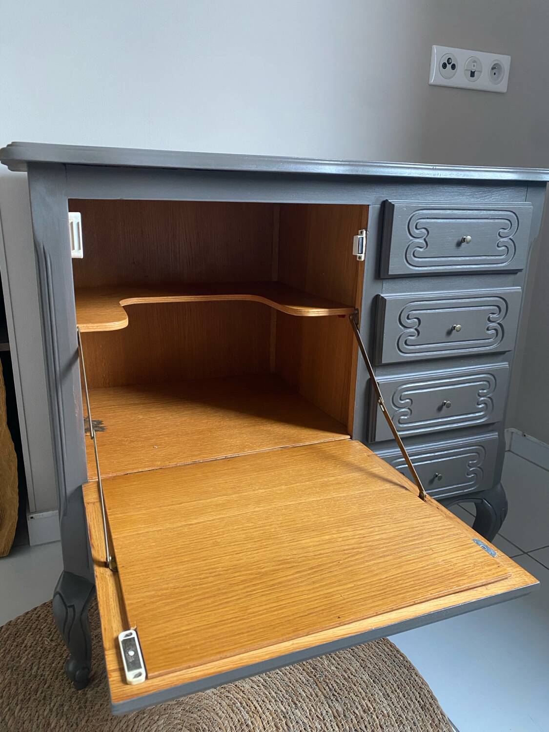 Buffet, meuble bar en bois peint