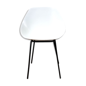 Chaise coquillage, Pierre