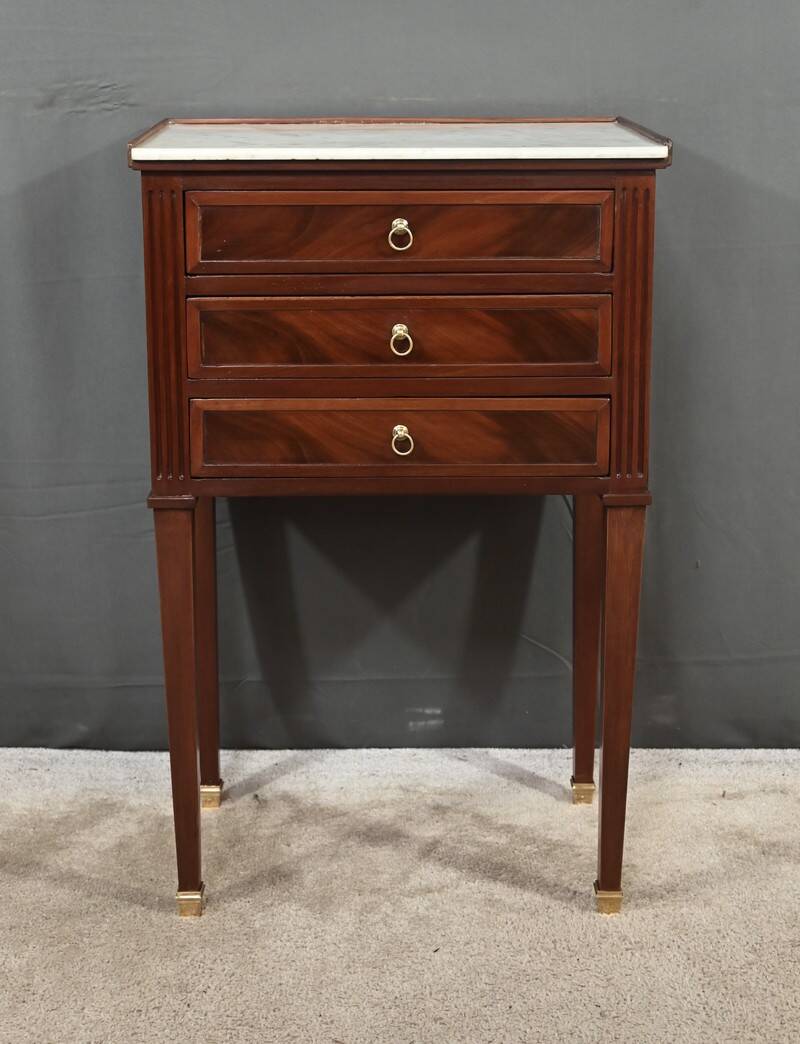 Small Mahogany Chest of Drawers, Louis XVI Style – Part 2 of the 19th Century