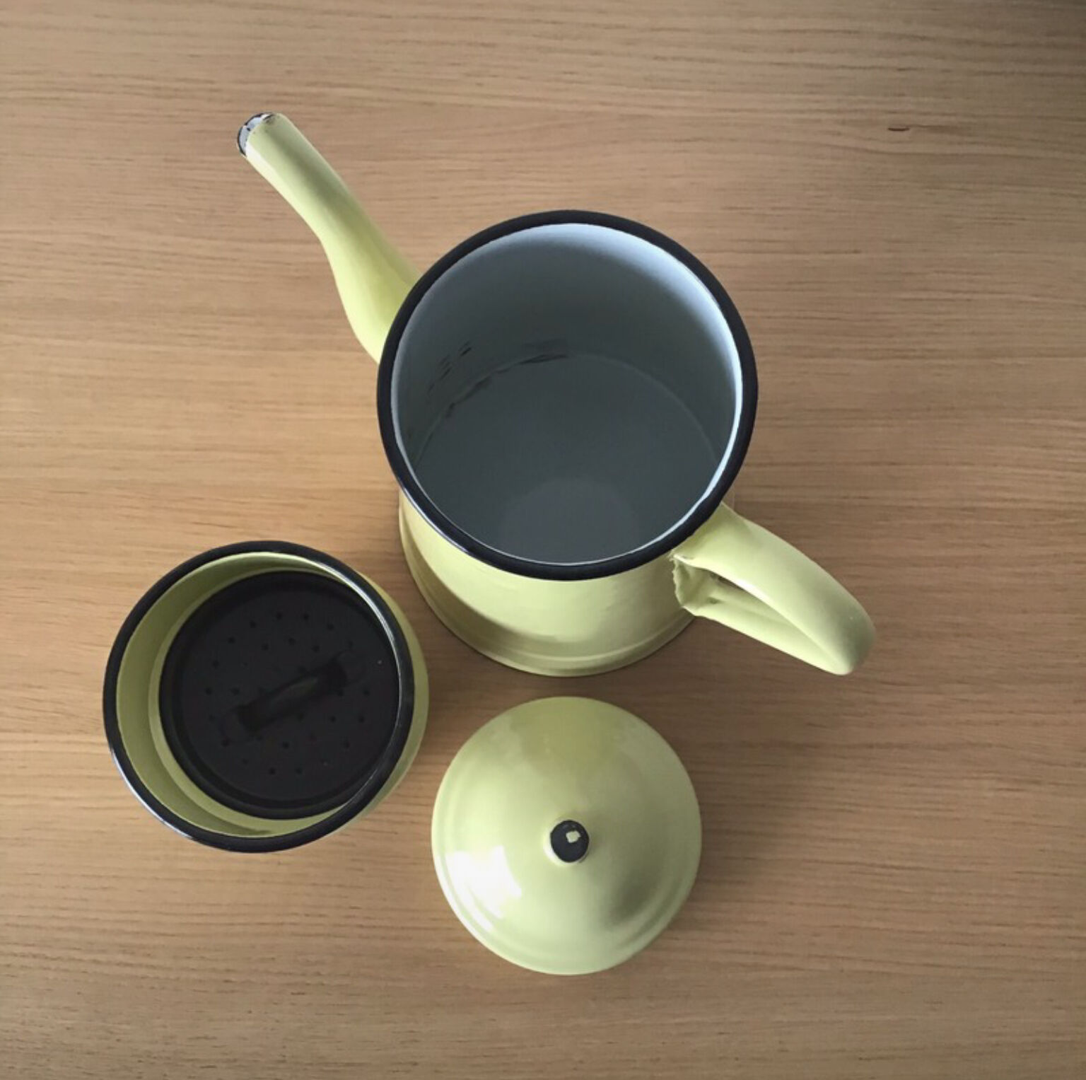 Vintage yellow enamelled coffee teapot