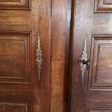 Armoire très ancienne noyer