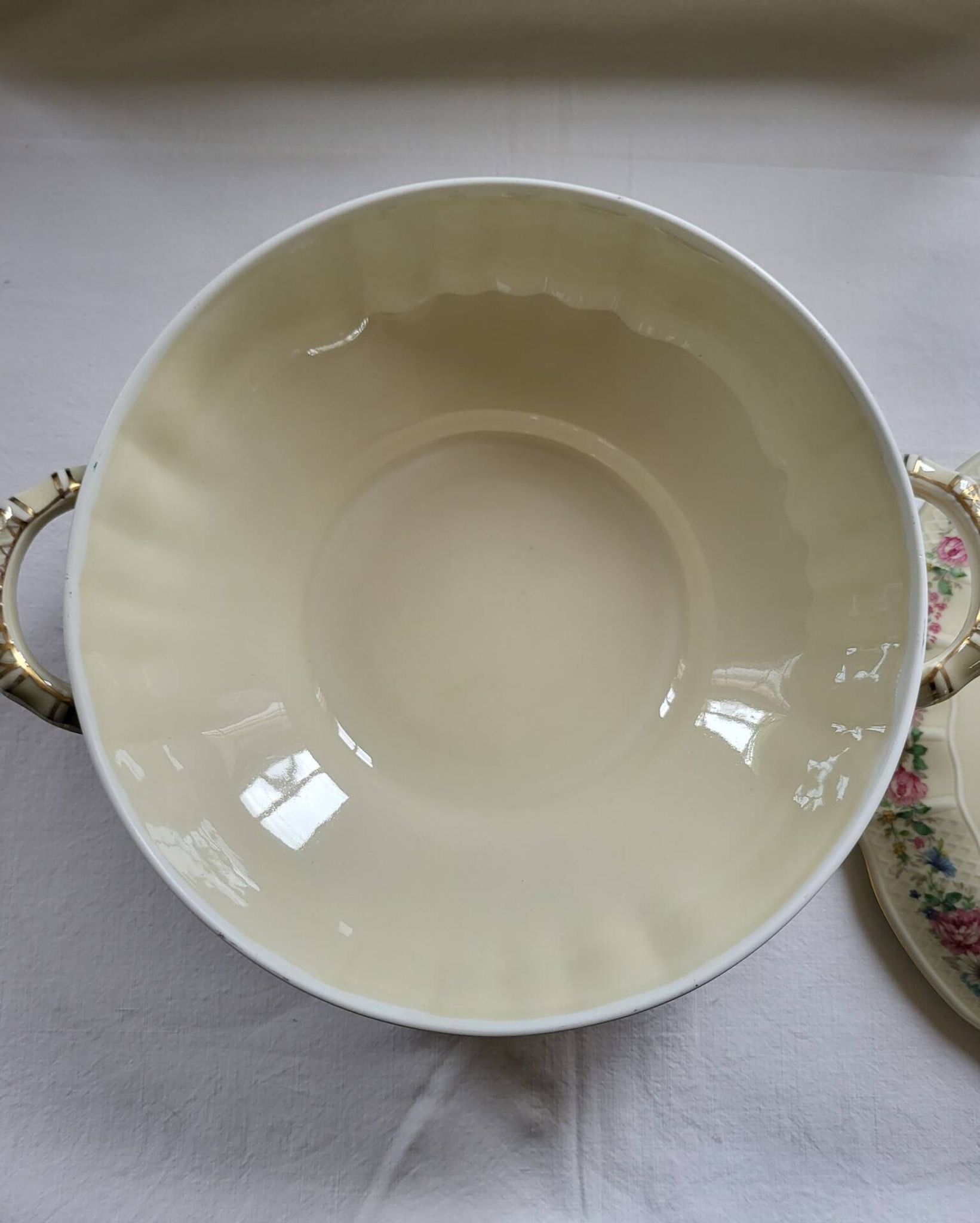 Limoges Bernardaud Soup Tureen in Porcelain