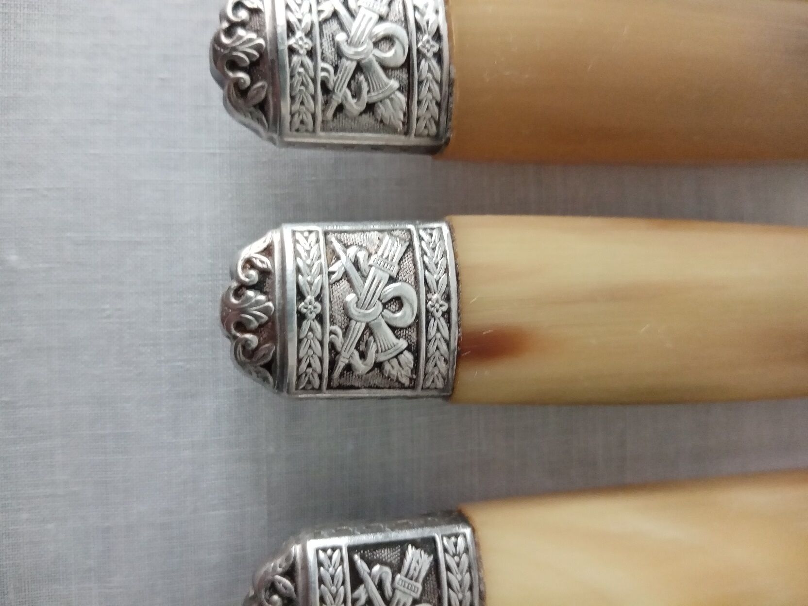 Box 12 old table knife blade steel blade Virole Louis XVI horn handle