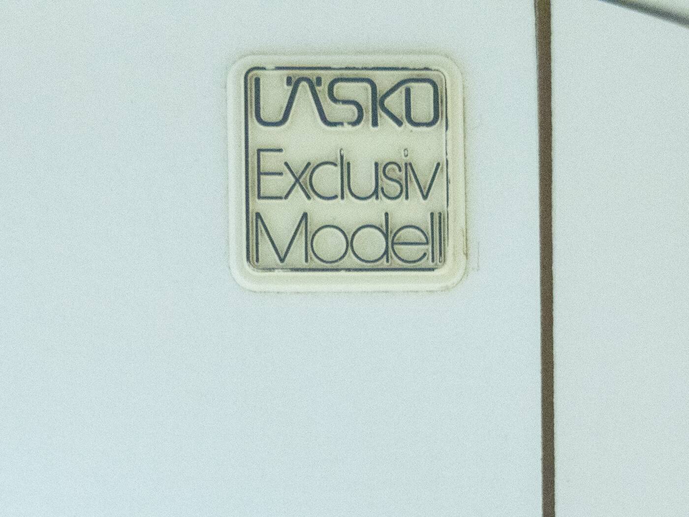 1980s dining table, Läsko