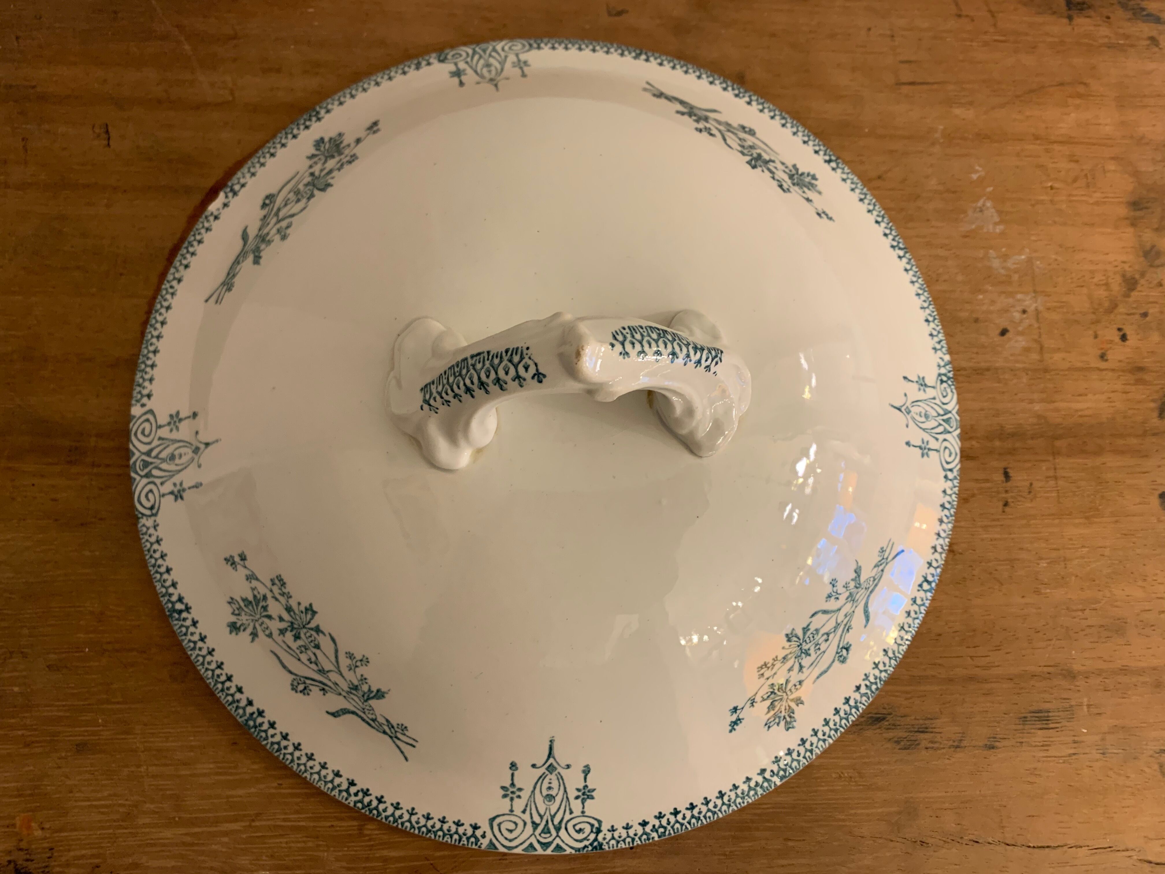 Soupière Saint Amand 1930s