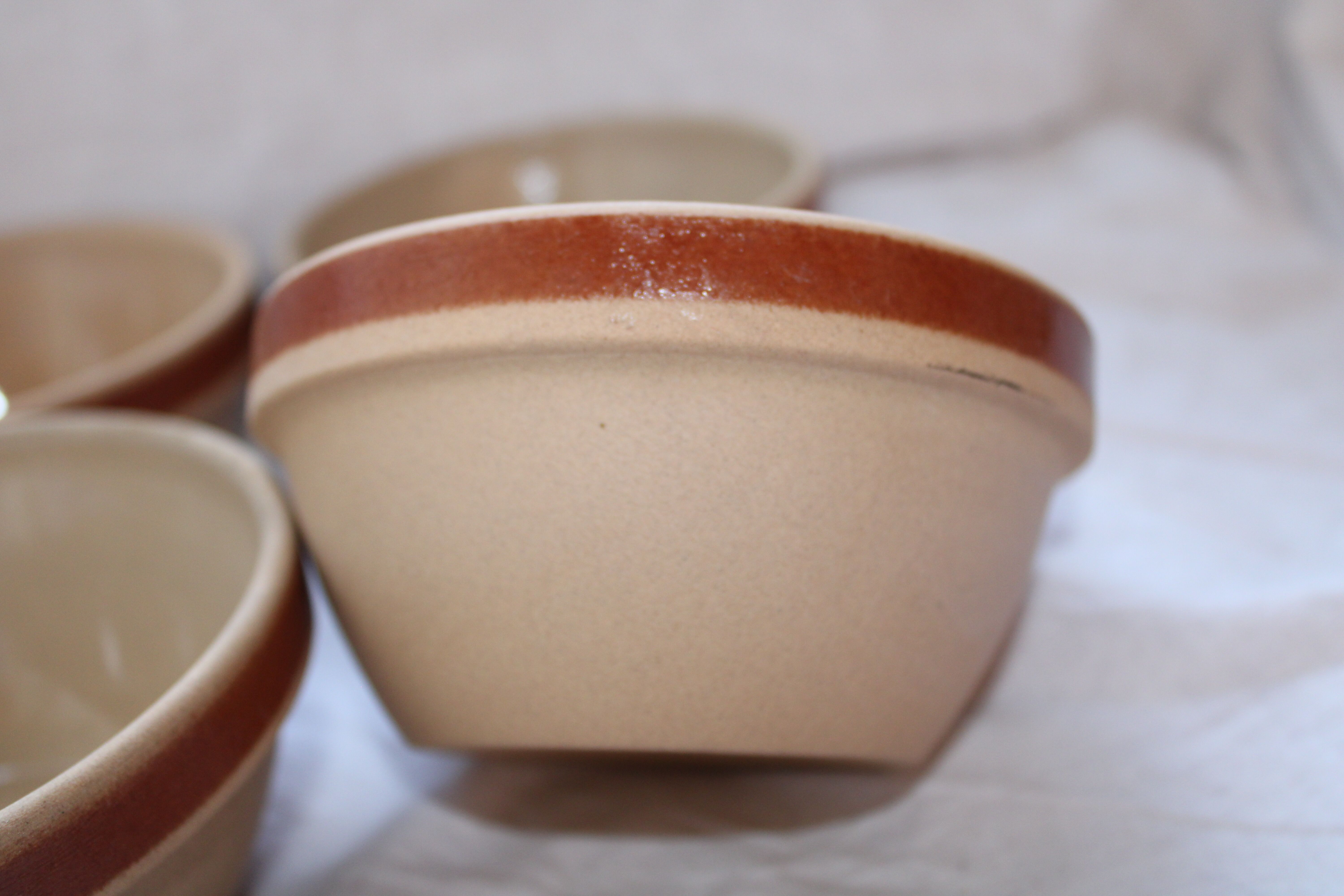 6 GIEN sandstone bowls