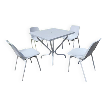 Garden furniture from the 60s/70s.