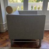 Une paire de fauteuils Eastside par Ettore Sottsass. Édition Knoll.