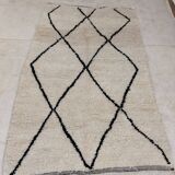 Handmade moroccan berber rug251 x 143 cm