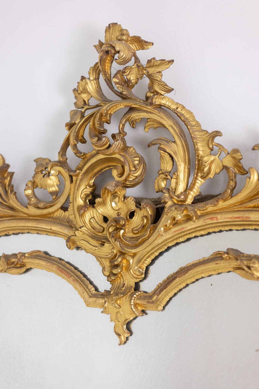 Louis XV style mirror with glazing beads. Napoleon III period, circa 1880.