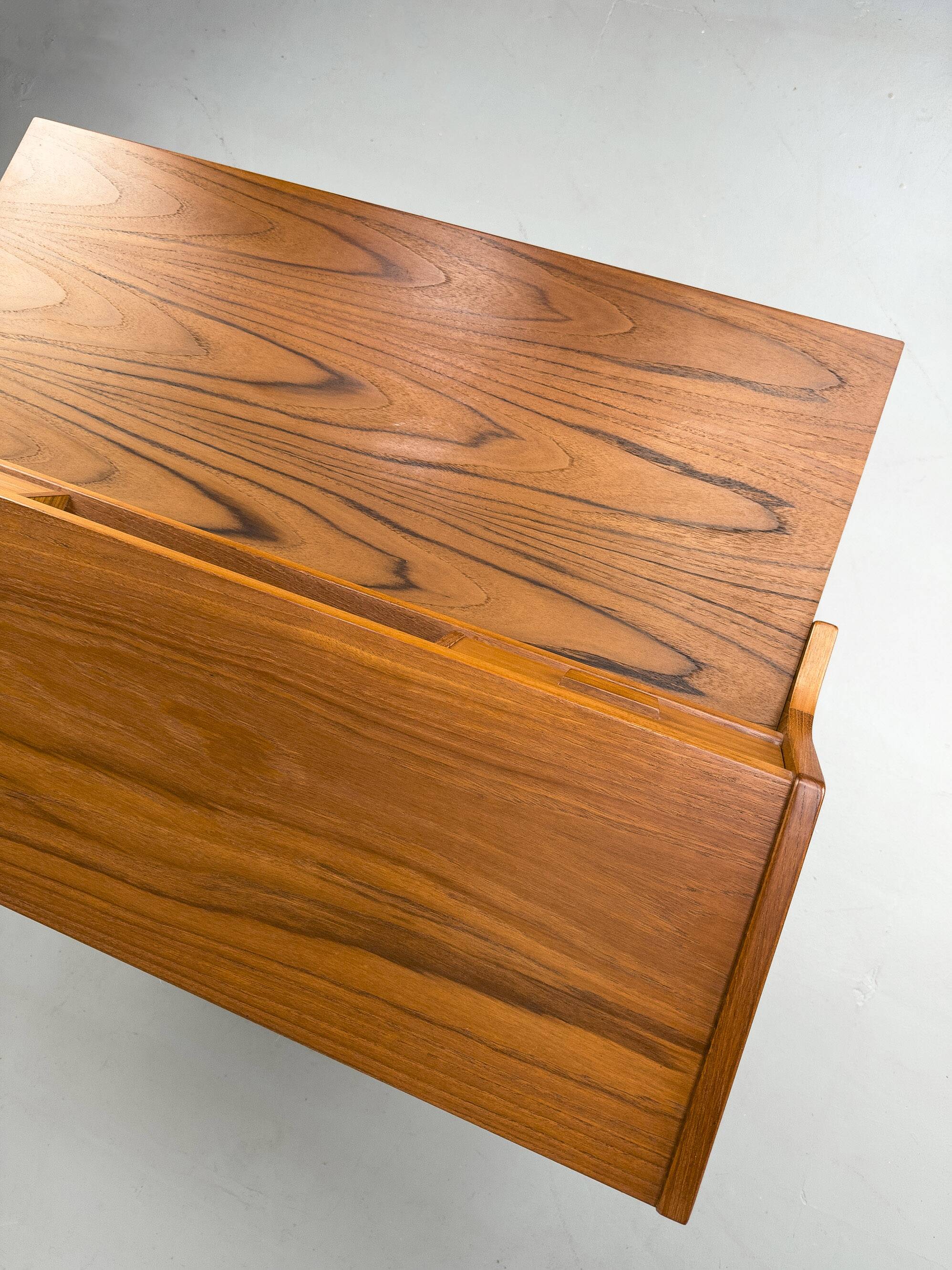 Bureau Secrétaire en Teck par Arne Wahl Iversen pour Vinde Møbelfabrik, 1960s