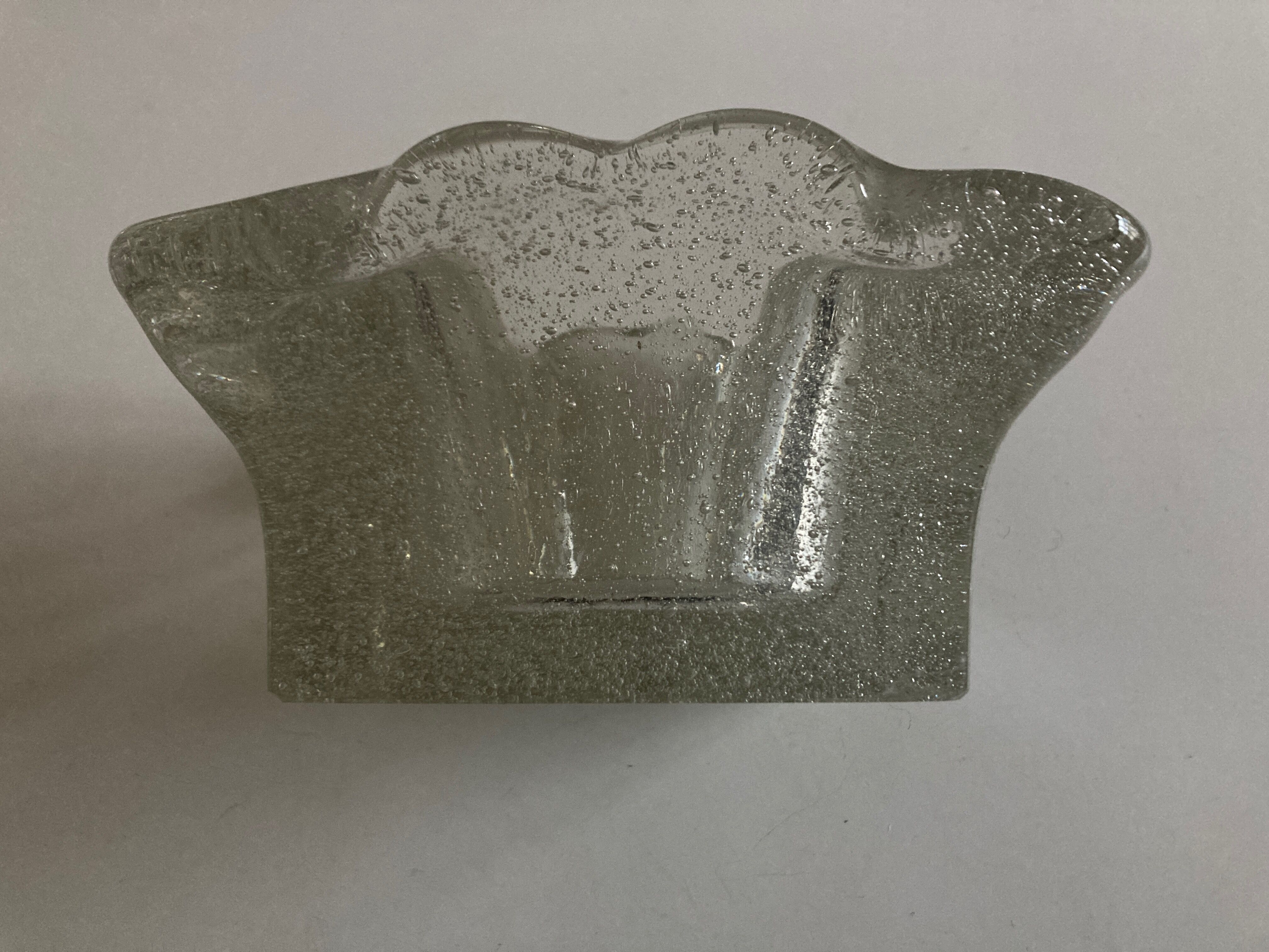 Cendrier massif en verre soufflé travail italien 1960