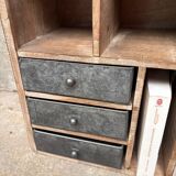 Contemporary trade furniture