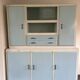 Armoire de cuisine vintage bleue