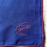 serviette en coton revalorisé brodée à la main