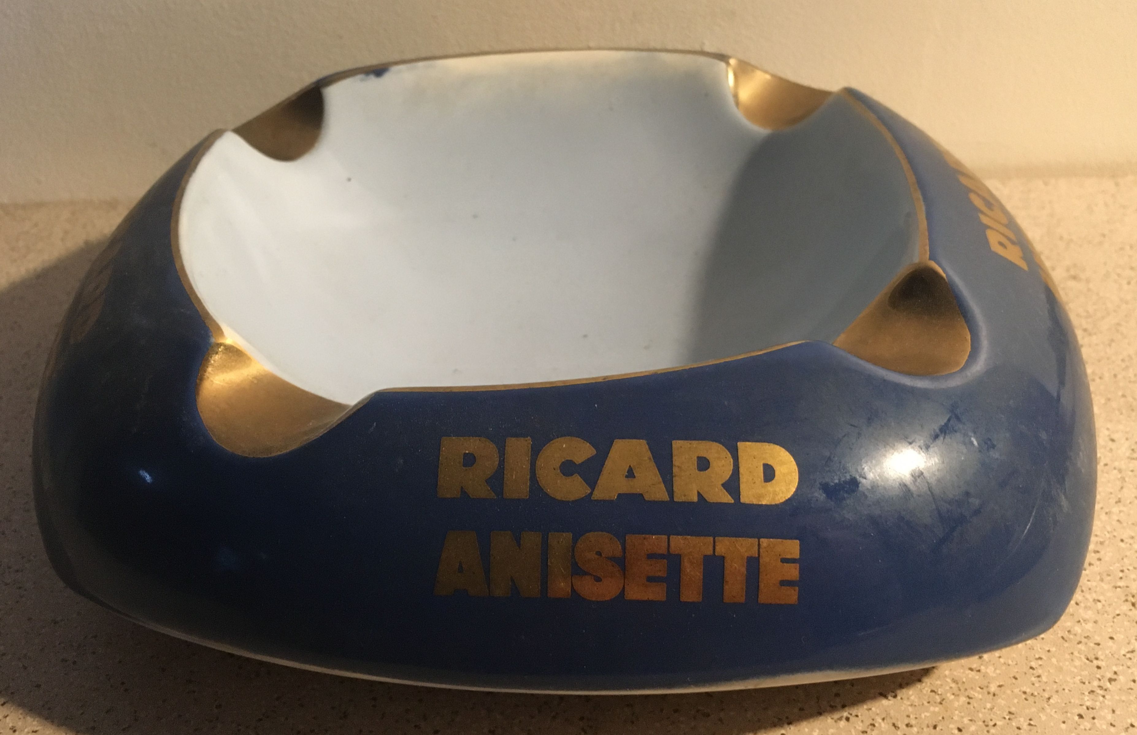 Ashtray "Ricard Anisette" ceramic 21x21cm