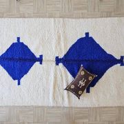 Handmade Berber rug, size 200 x 300 cm