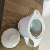 Théières en porcelaine blanche avec filet vert