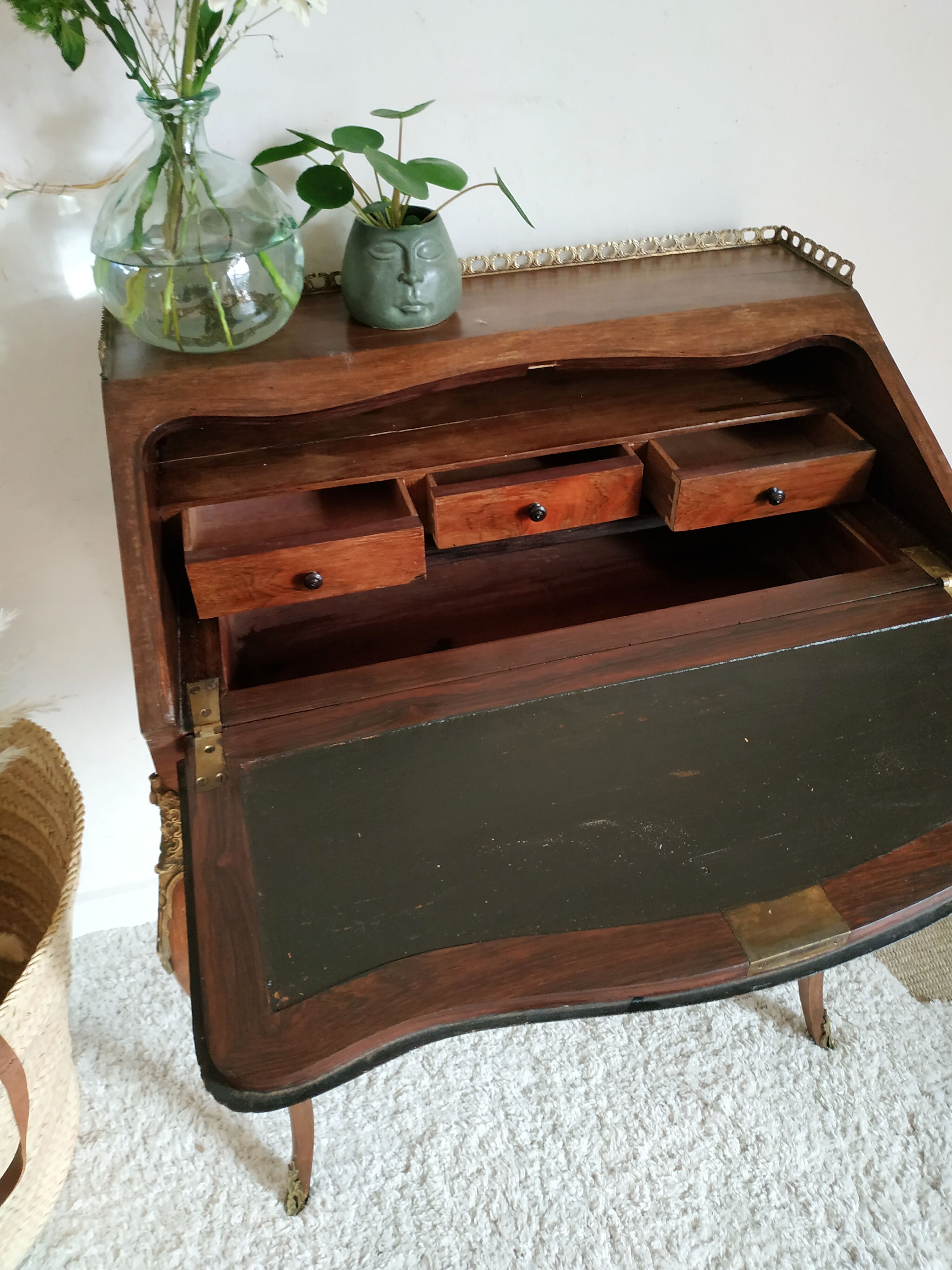 Secrétaire à pente ancien en bois