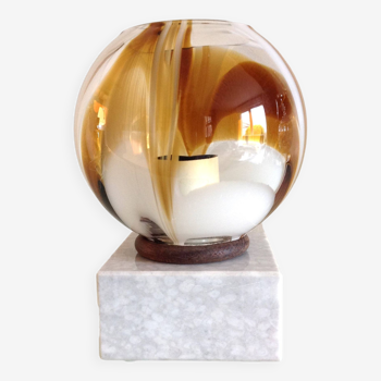 Lampe globe en verre polychrome sur socle marbre / vintage années 60-70