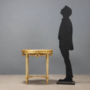 Antique neoclassical centre table in carved wood from the 19th century.