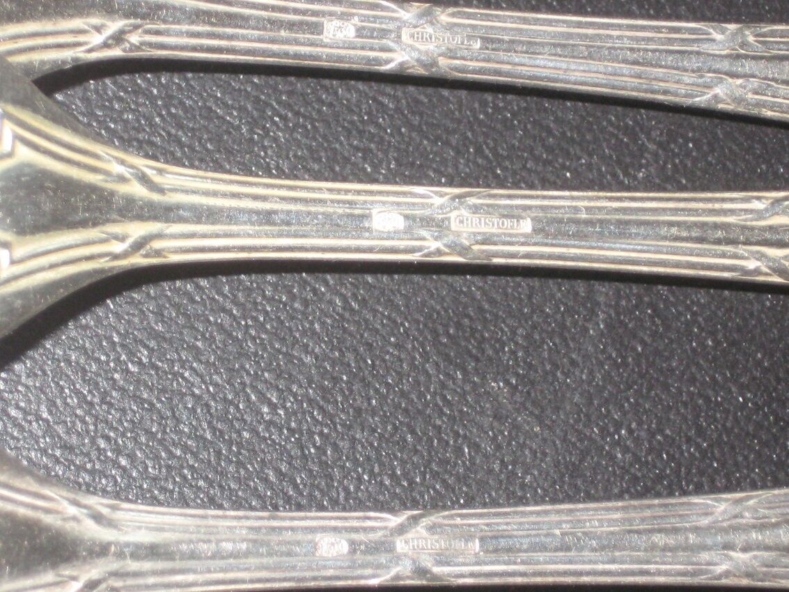 Christofle twelve large covers, model ribbons