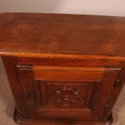 oratoire en noyer d'époque Louis XIII - 17° siècle