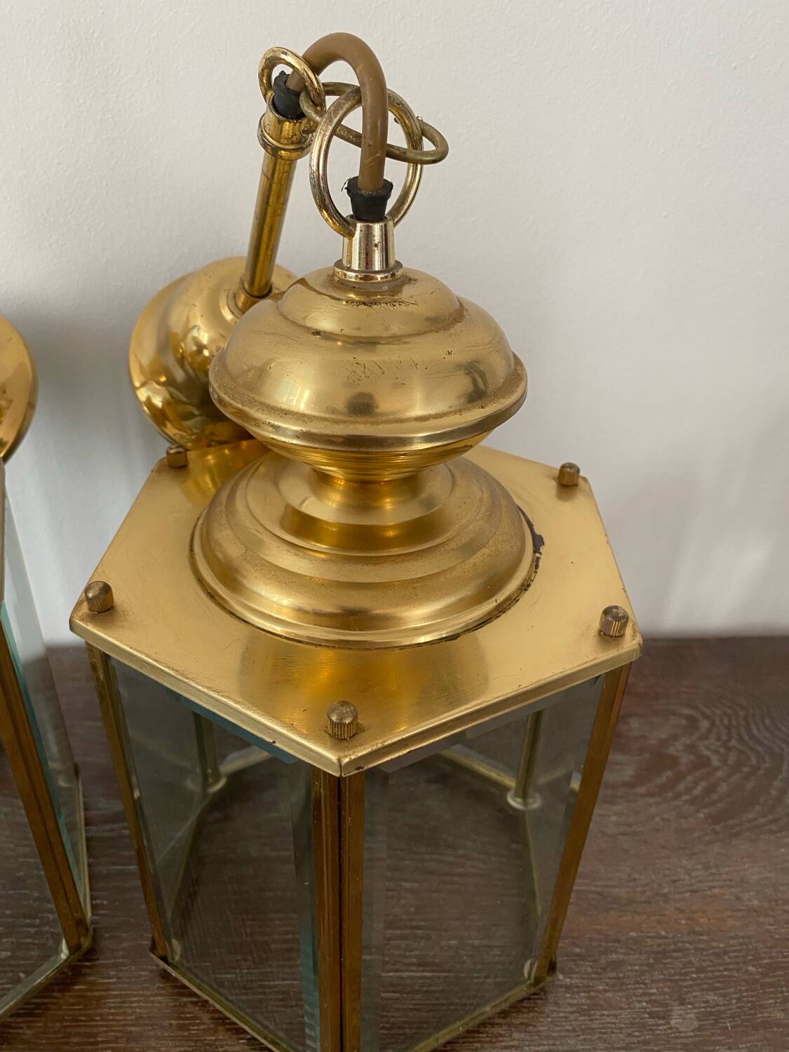 Brass suspension pair