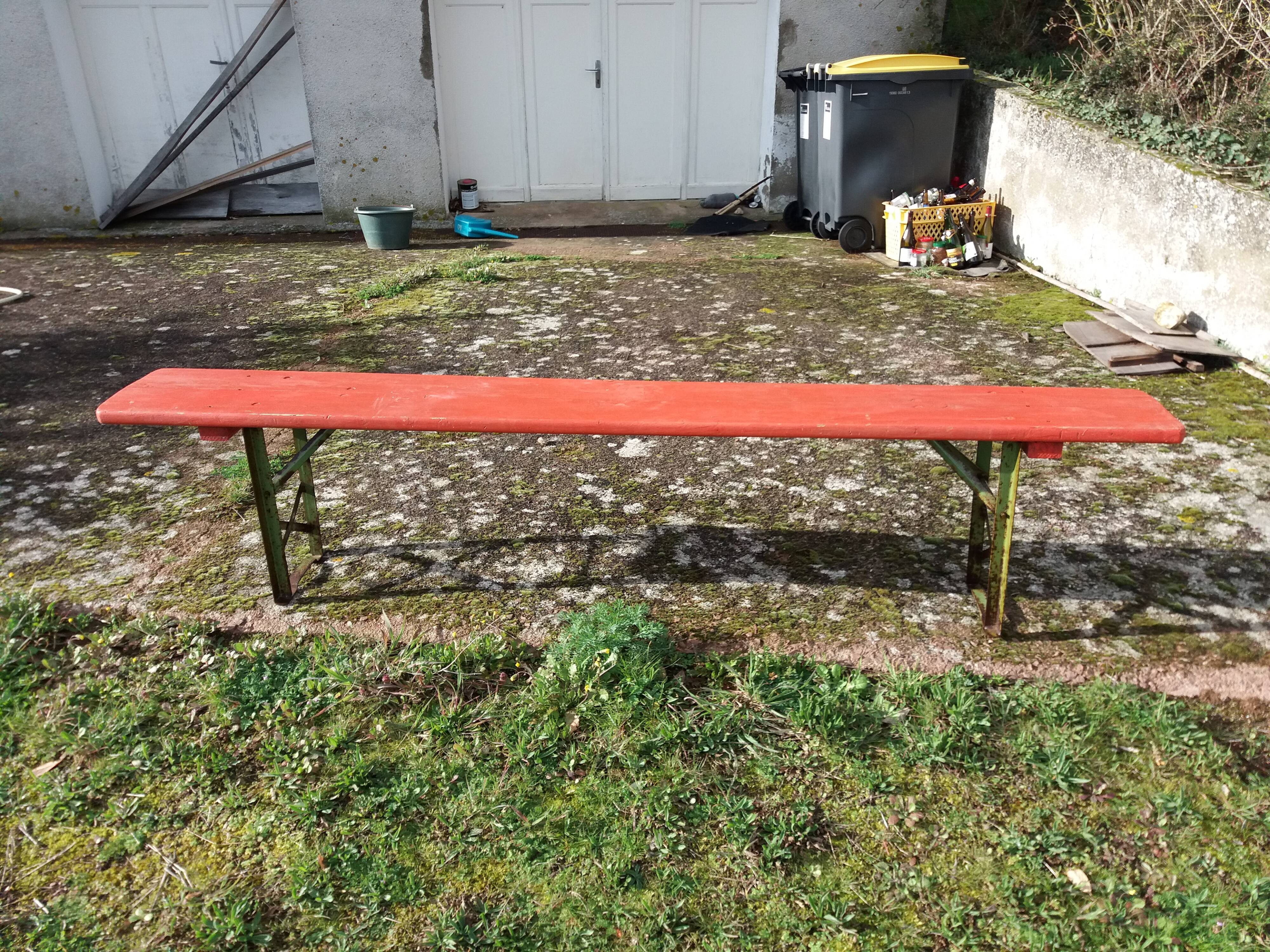 Folding brewery bench