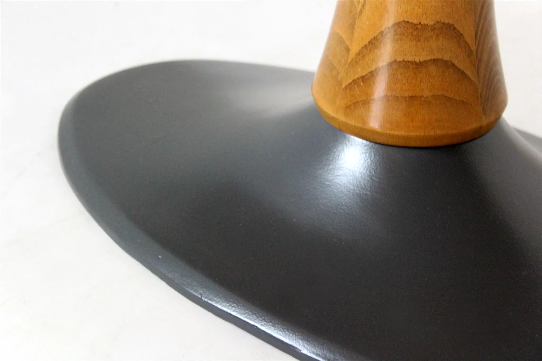 Mid-Century Modern Oval Tulip Coffee Table from Drevotvar, 1960s