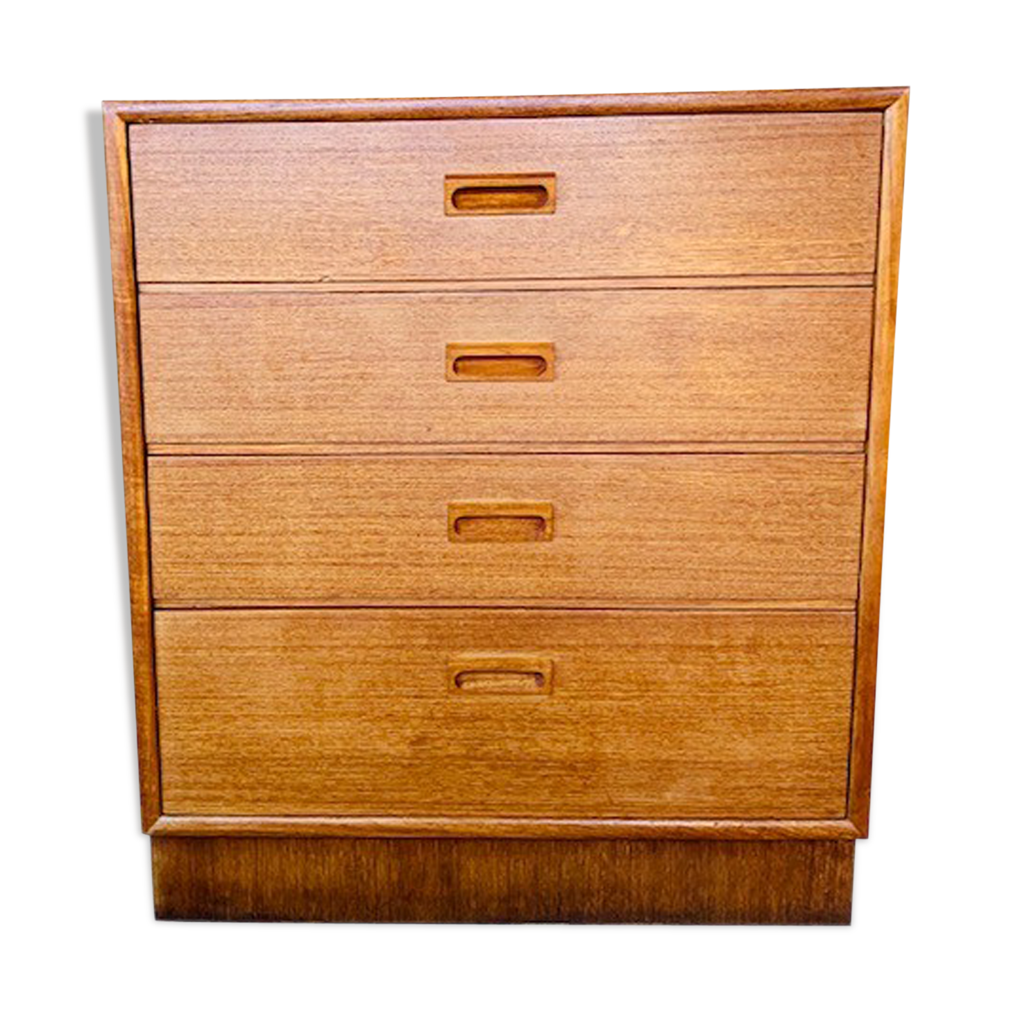 Scandinavian 4-drawer teak chest of drawers by Kempkes 1960s