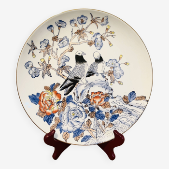 Japanese imari bird plate in imari porcelain decorated with birds among peonies.