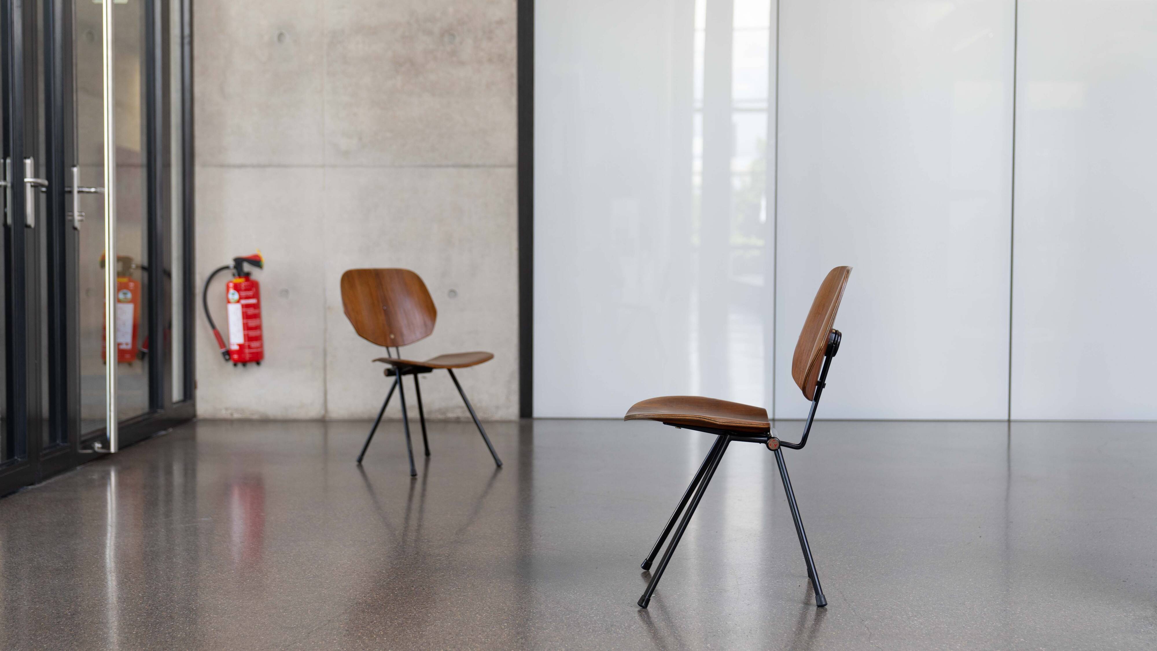 PAIR FOLDING-CHAIRS S88 BY OSVALDO BORSANI FOR TECNO