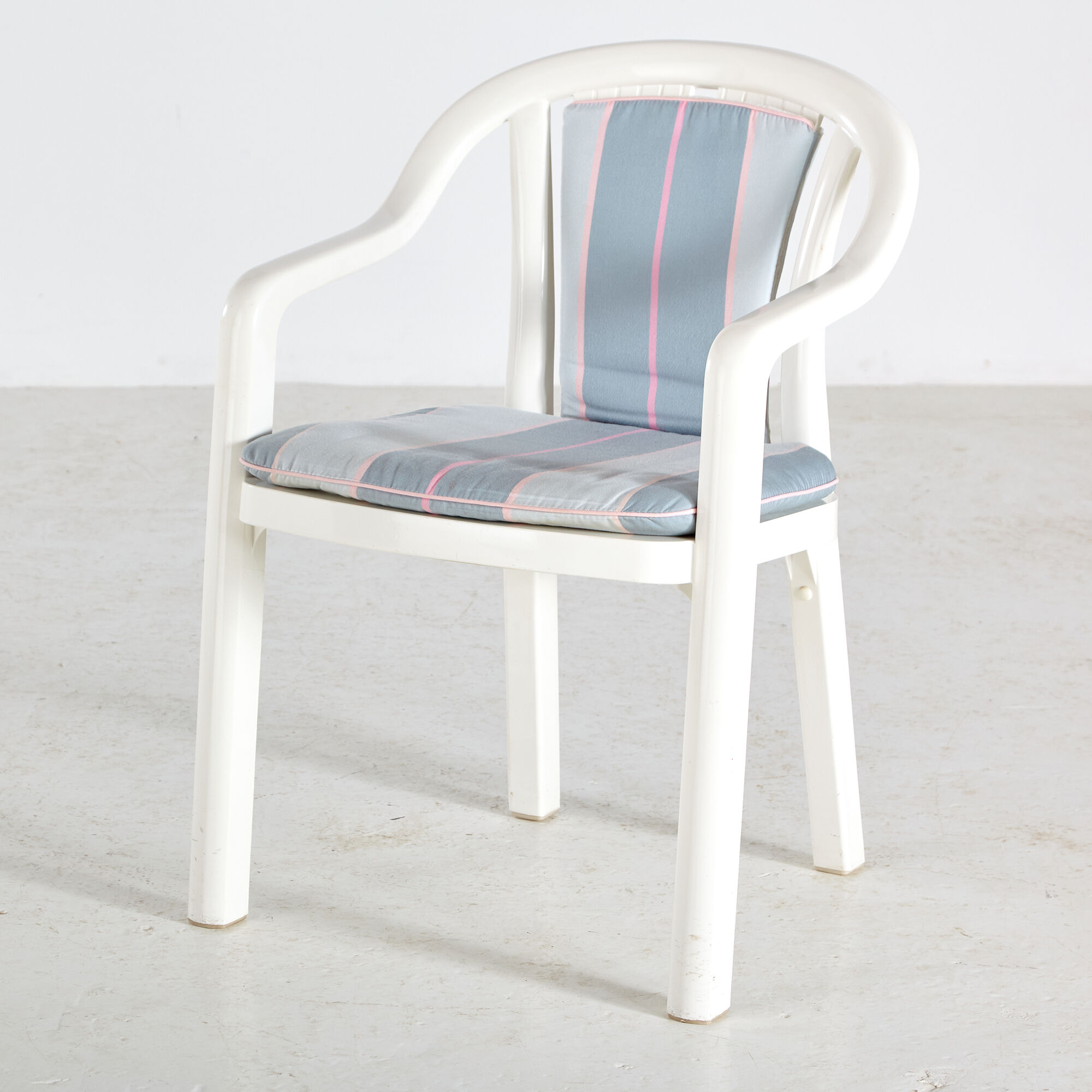 Plastic garden armchair for Grosfillex