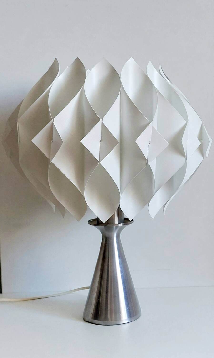 Vintage "Flower" lamp