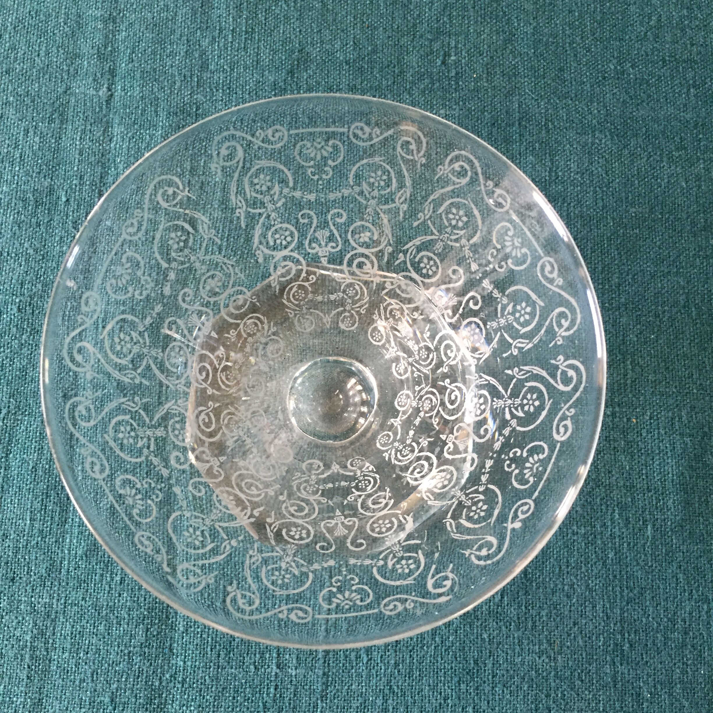 Series of 7 engraved Art Deco dessert cups