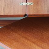 Coffee Table and Its Stools - Mcintosh