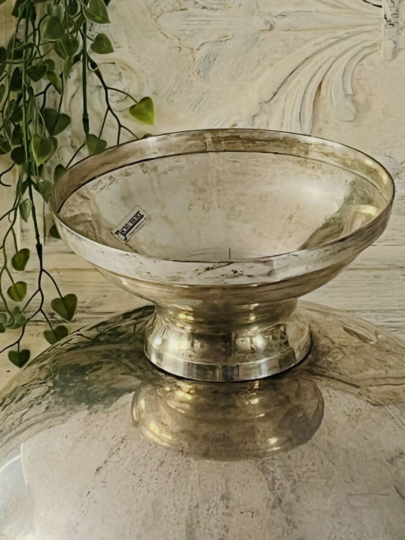 Champagne bucket Silver Plated vasque on Pedestal,