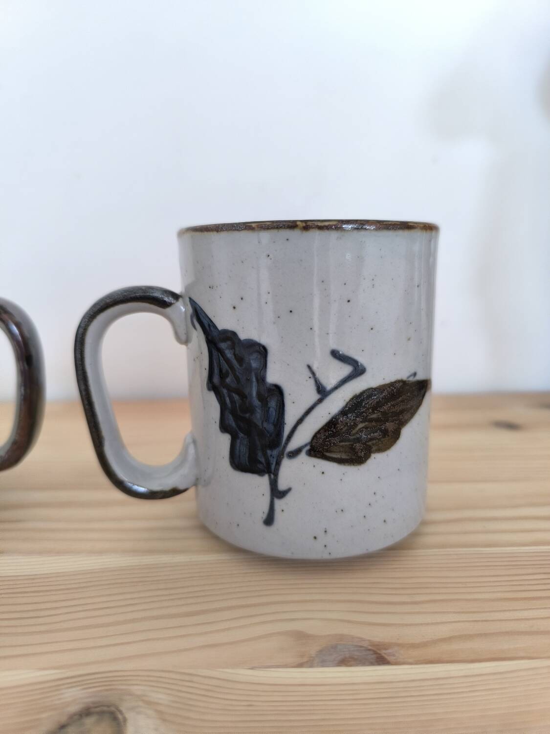 Pair of glazed stoneware mugs 1970