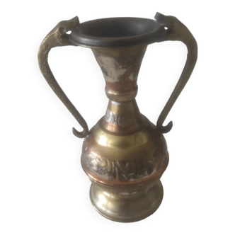Old vase/old vintage cup