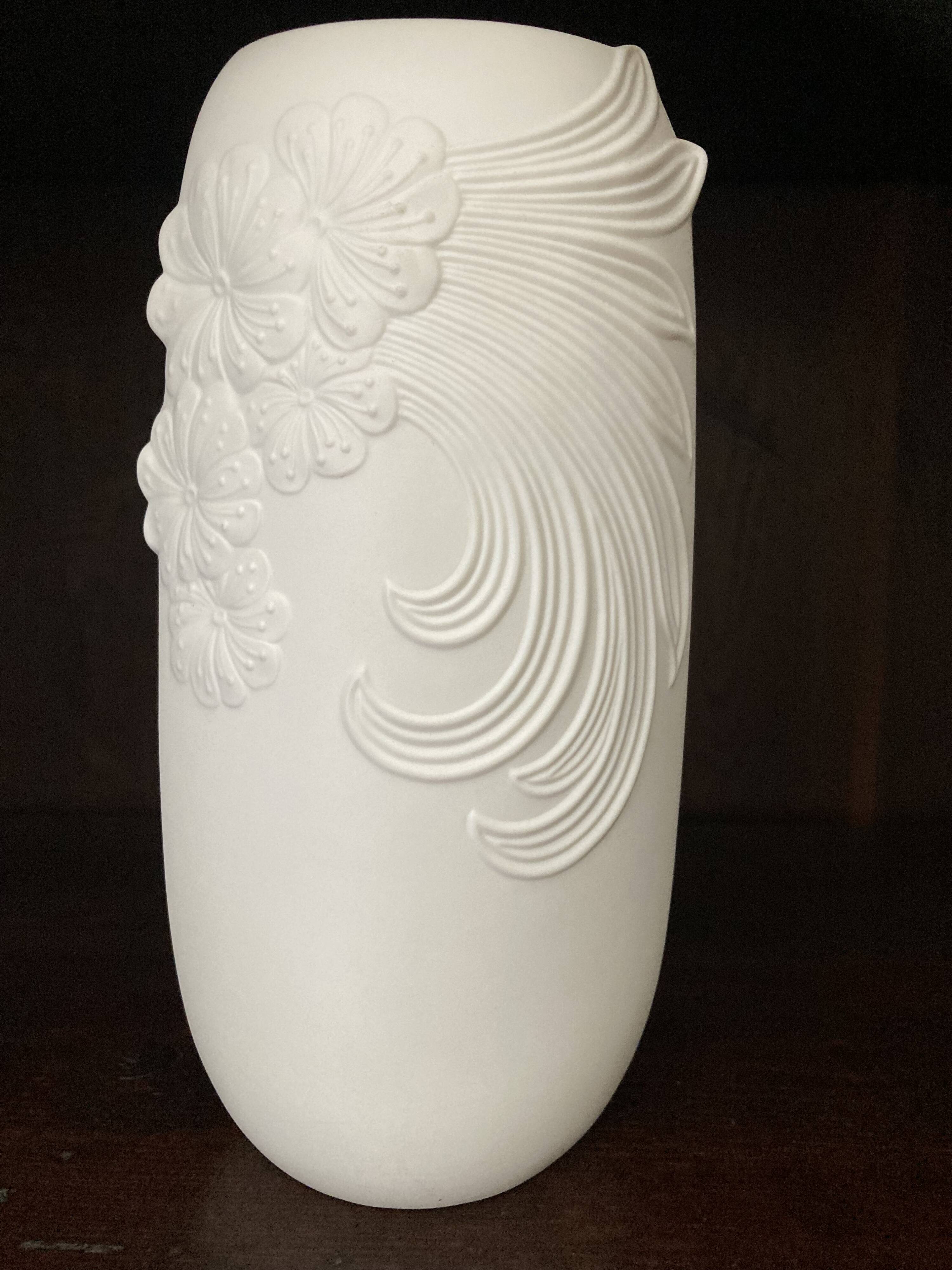 Biscuit porcelain vase AK Kaiser