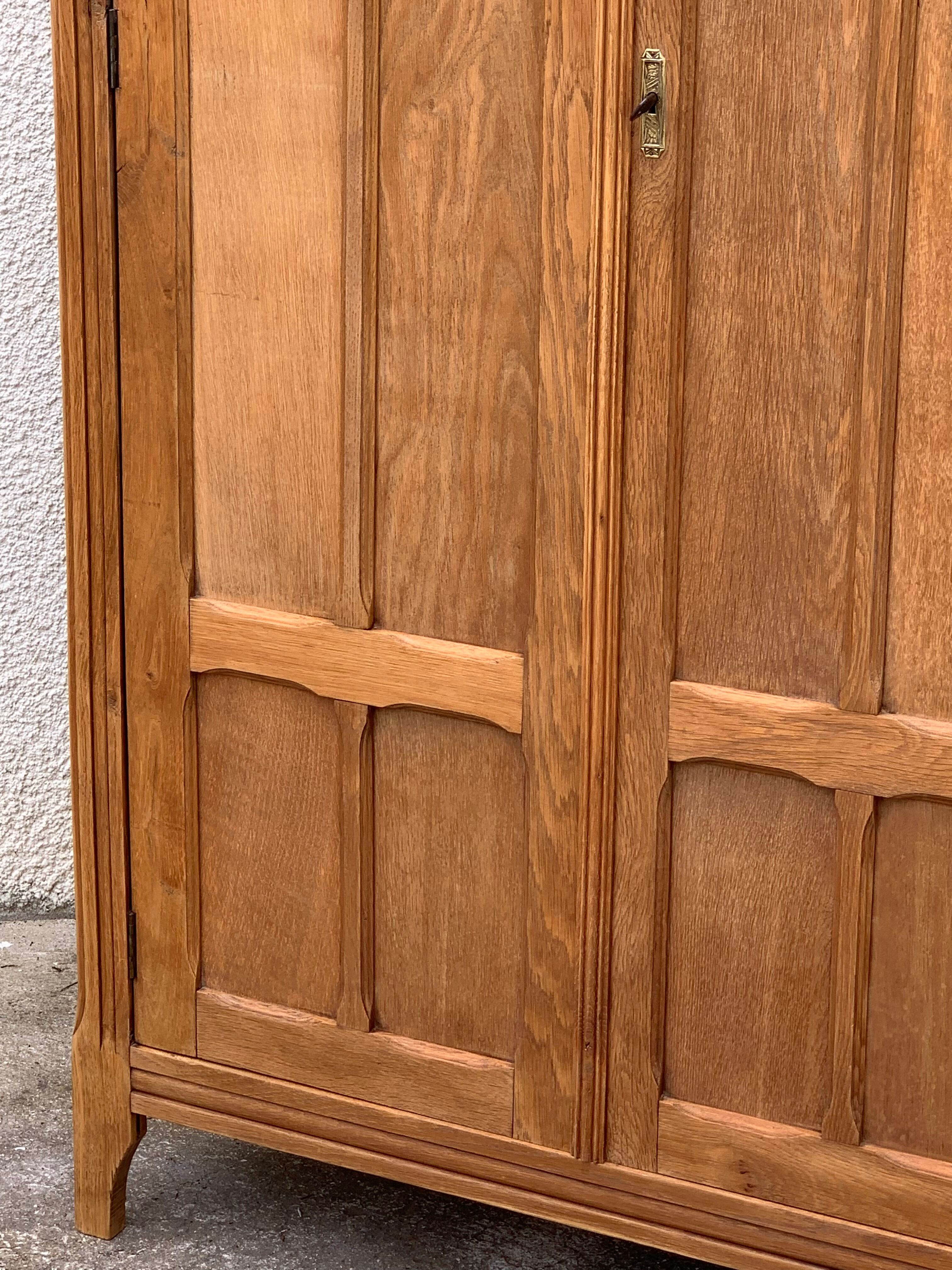 Parisian wardrobe paneled 1930 raw wood