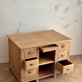 Oak counter