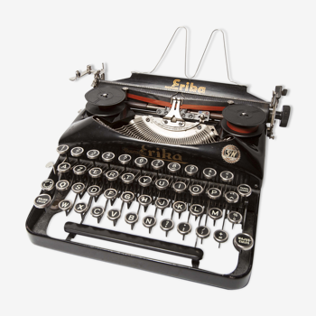 Machine à écrire Erika naumann de 1932